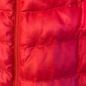 Marmot 800 down fill women’s puffer.
